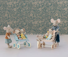 Lade das Bild in den Galerie-Viewer, Kinderwagen I rose