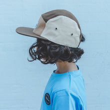 Lade das Bild in den Galerie-Viewer, Block Color 5-Panel-Cap I light brown-brown-cream I Size S