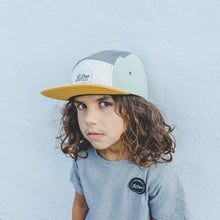 Lade das Bild in den Galerie-Viewer, Color 5-Panel-Cap I dusty mint-grey-white I Size S