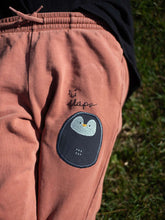 Lade das Bild in den Galerie-Viewer, Pinguin I Knieflicken