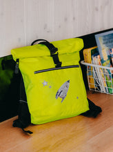 Lade das Bild in den Galerie-Viewer, Reflektierende Bügelbilder I Schwerelos