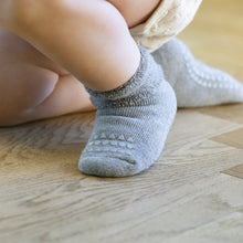 Lade das Bild in den Galerie-Viewer, Rutschfeste Socken I Grey Melange I 20/22
